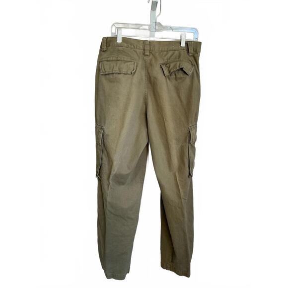 Old Navy Men's Olive Green Cargo Pants - Picture 9 of 9